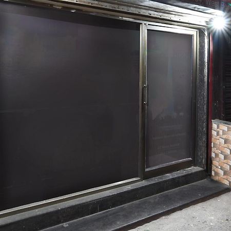 Hotel O Sigma Калькутта Экстерьер фото